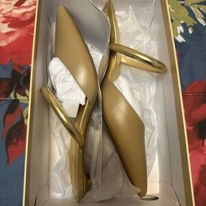 Michael Kors Kitten Heels Elegant Tan Women's Shoes size 10